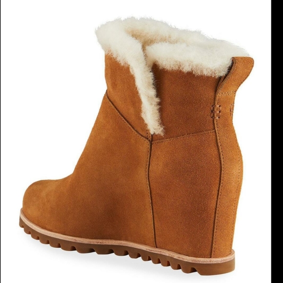Ugg Seyline Wedge Chestnut Suede Boots 